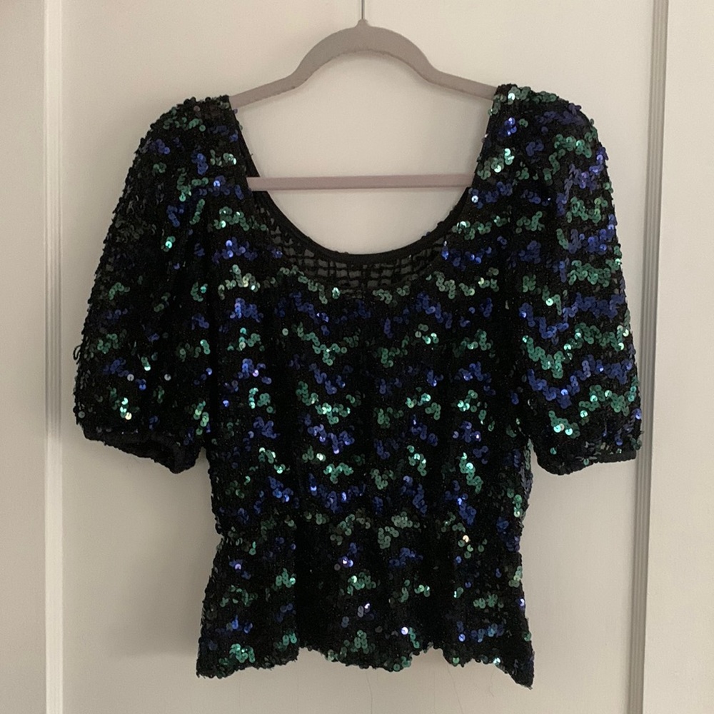 Vintage black & blue and green cropped sequin top